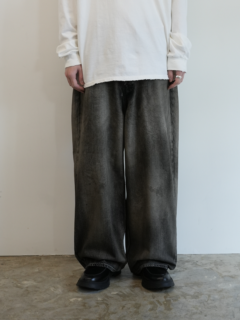 AGING WIDE 5P DENIM PANTS(BLACK) – ANCELLM AGING WIDE 5P DENIM PANTS(BLACK) – ANCELLM
