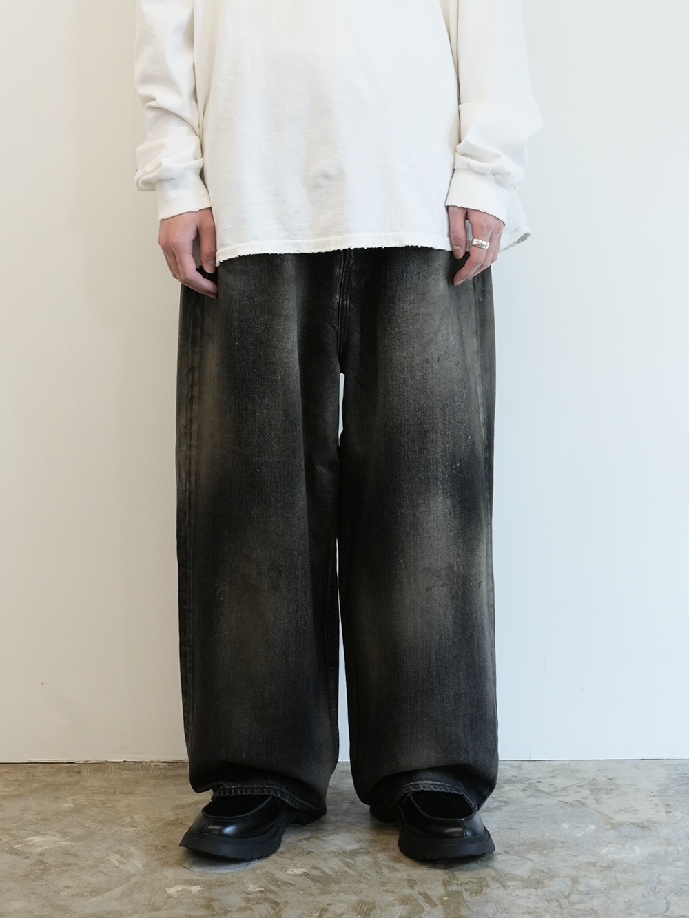ほぼ未使用□ANCELLM 【2】AGING WIDE DENIM PANTS ほぼ未使用□ANCELLM 【2】AGING WIDE DENIM PANTS