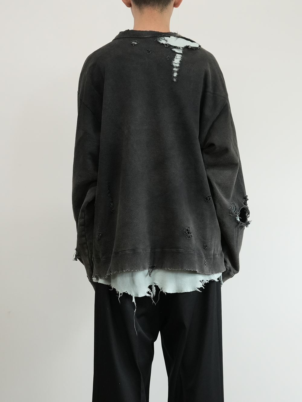 ancellm CRASH UNEVEN OVER SWEAT SHIRT 2 ancellm CRASH UNEVEN OVER SWEAT SHIRT 2