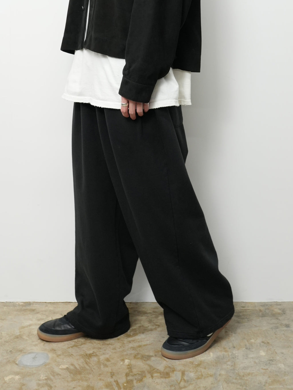 TUCK SWEAT PANTS(BLACK)