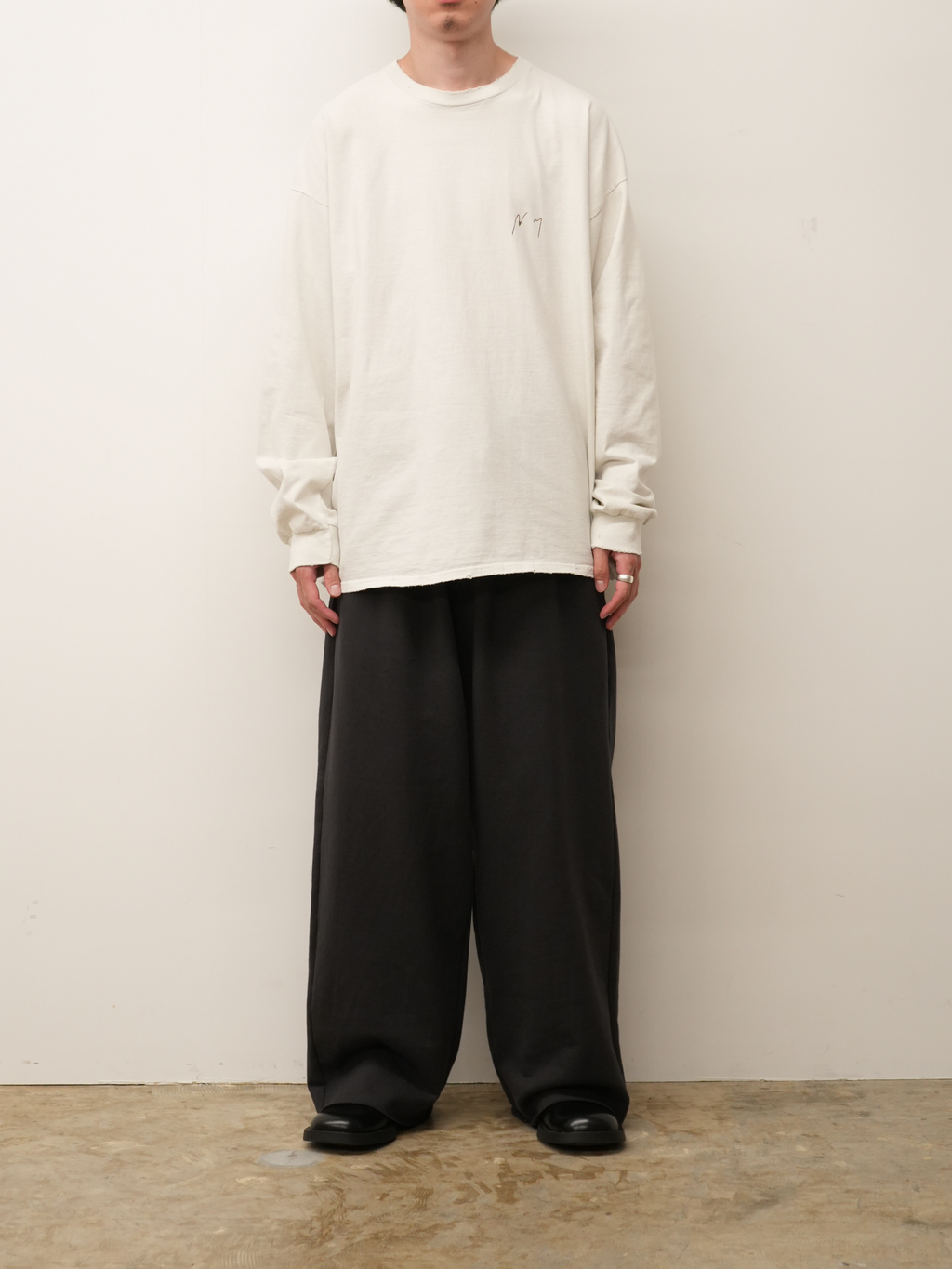 EMBROIDERY DYED LS T-SHIRT(WHITE) – ANCELLM EMBROIDERY DYED LS T-SHIRT(WHITE) – ANCELLM