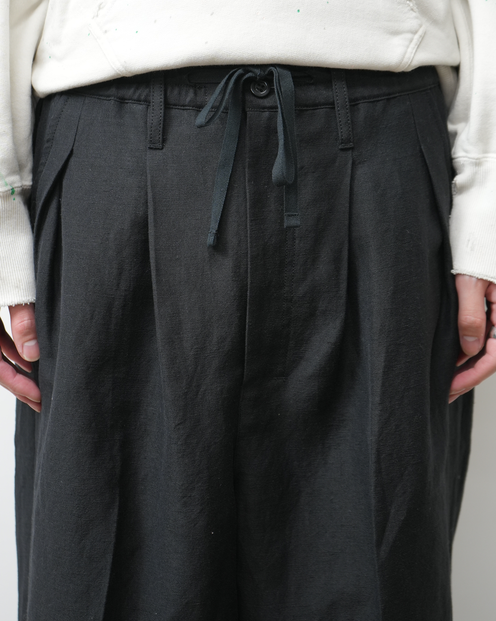 W/L WIDE EASY TUCK SLACKS(BLACK)