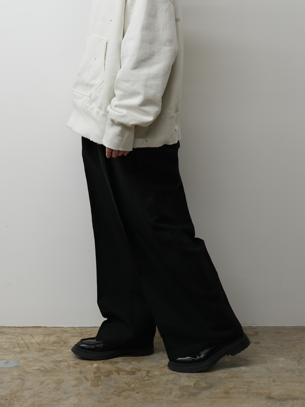 Nala wide tuck form pants ナラ ワイドタックM 黒 Nala wide tuck form pants ナラ ワイドタックM 黒