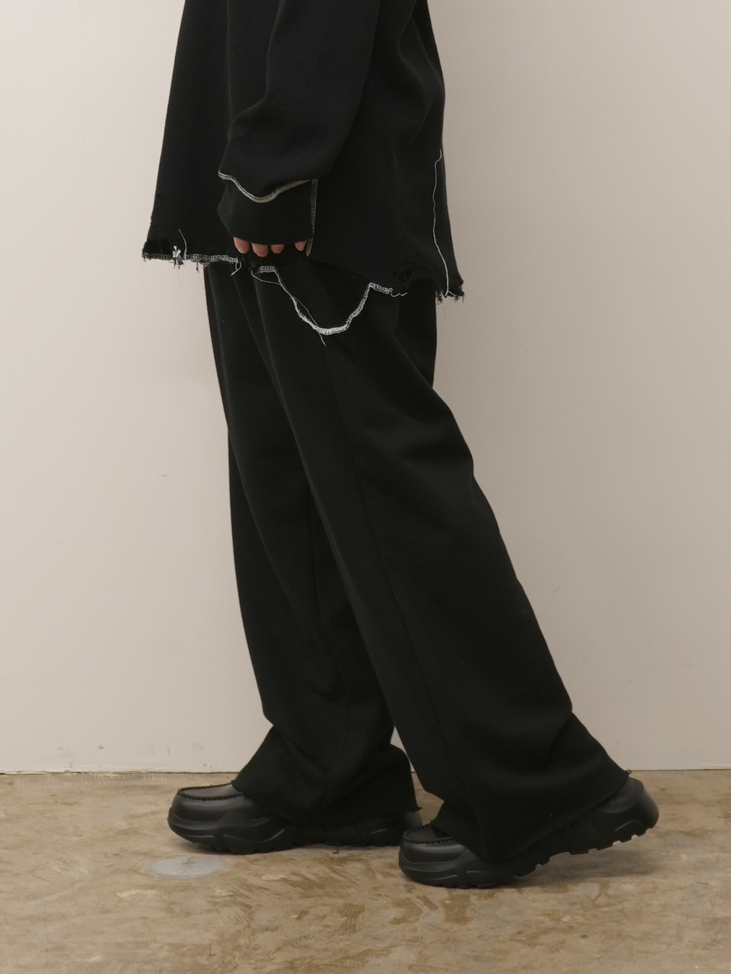 TUCK SWEAT PANTS(BLACK) – ANCELLM TUCK SWEAT PANTS(BLACK) – ANCELLM