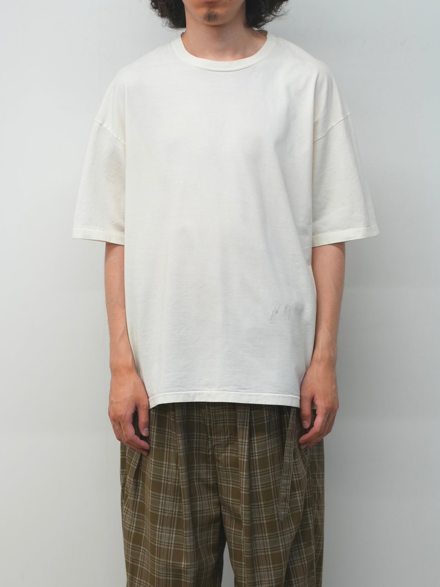 UNEVENNESS SS(G.WHITE)