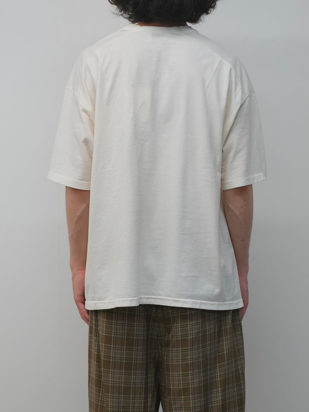 UNEVENNESS SS(G.WHITE)