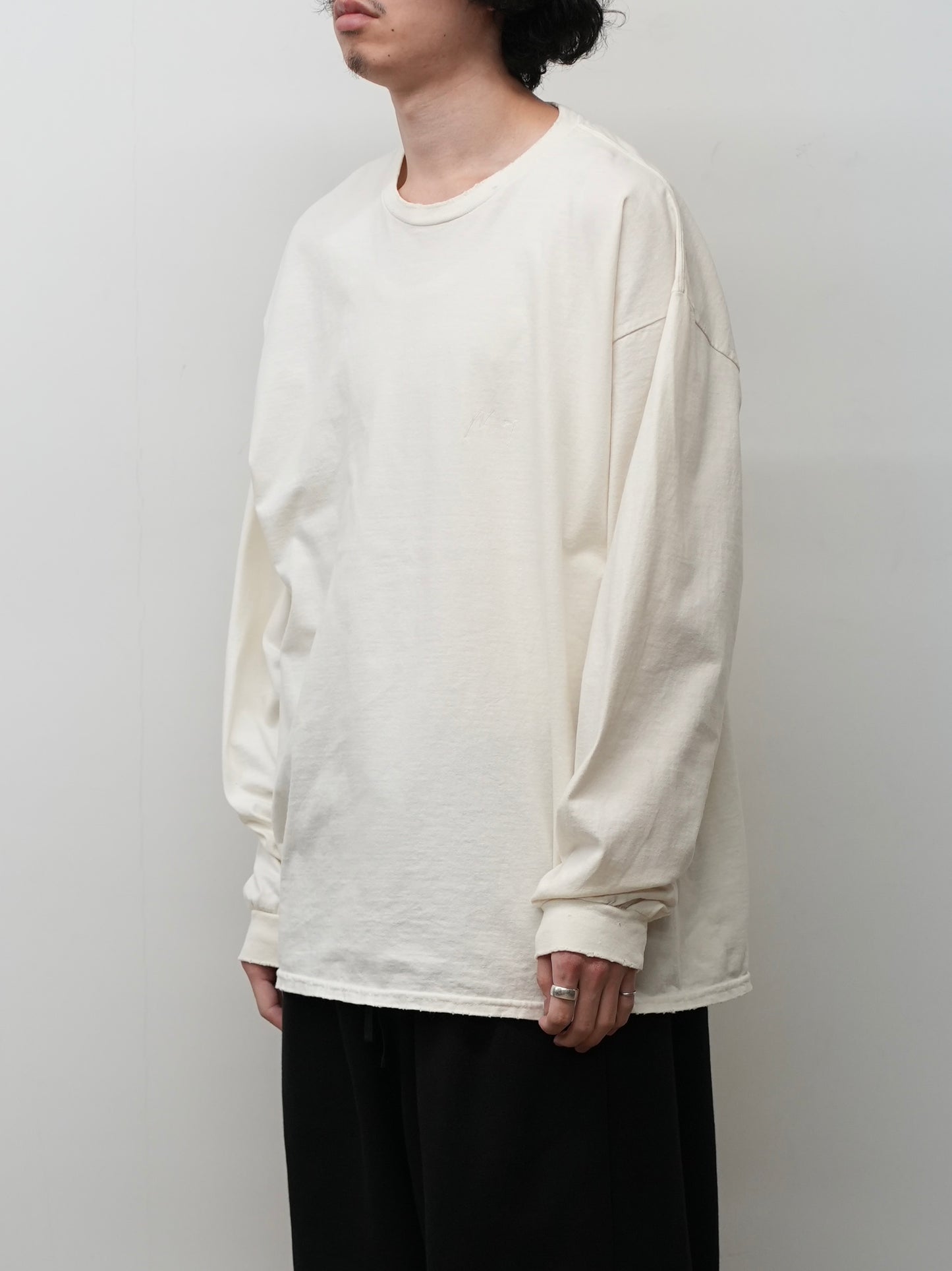 EMBROIDERY DYED LS(WHITE)