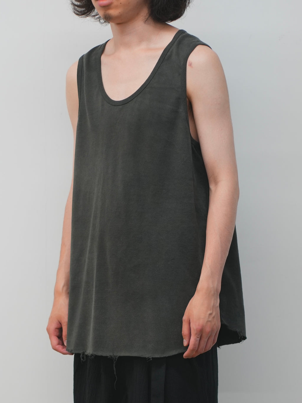 UNEVENNESS TANK TOP(BLACK) – ANCELLM