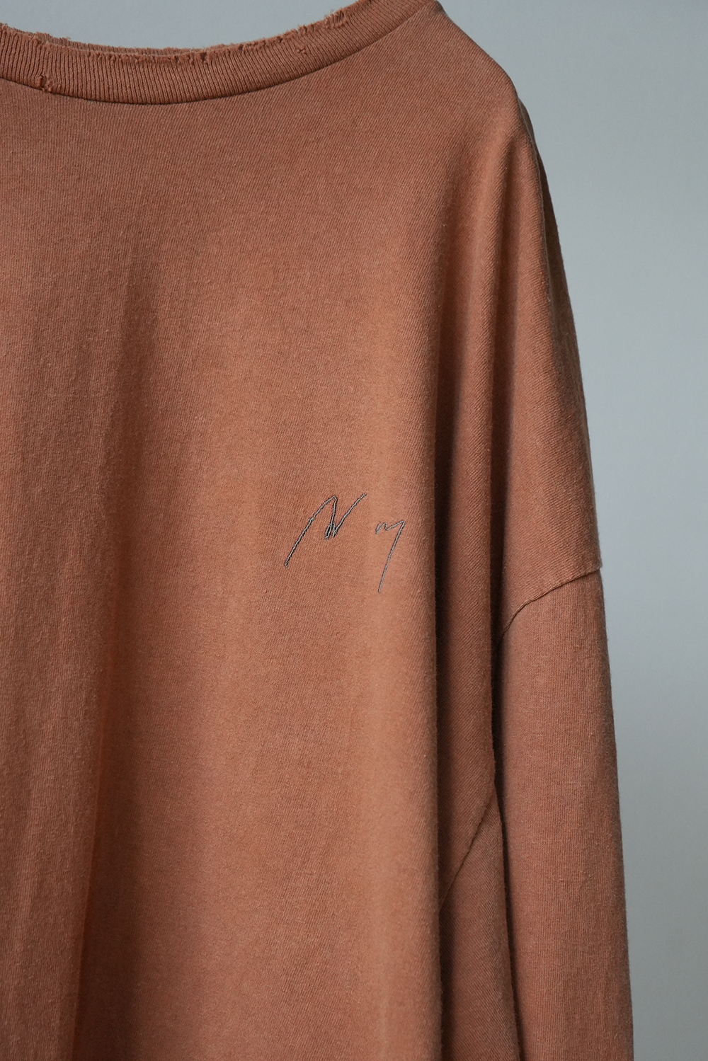 EMBROIDERY DYED LS T-SHIRT(TERRACOTTA)