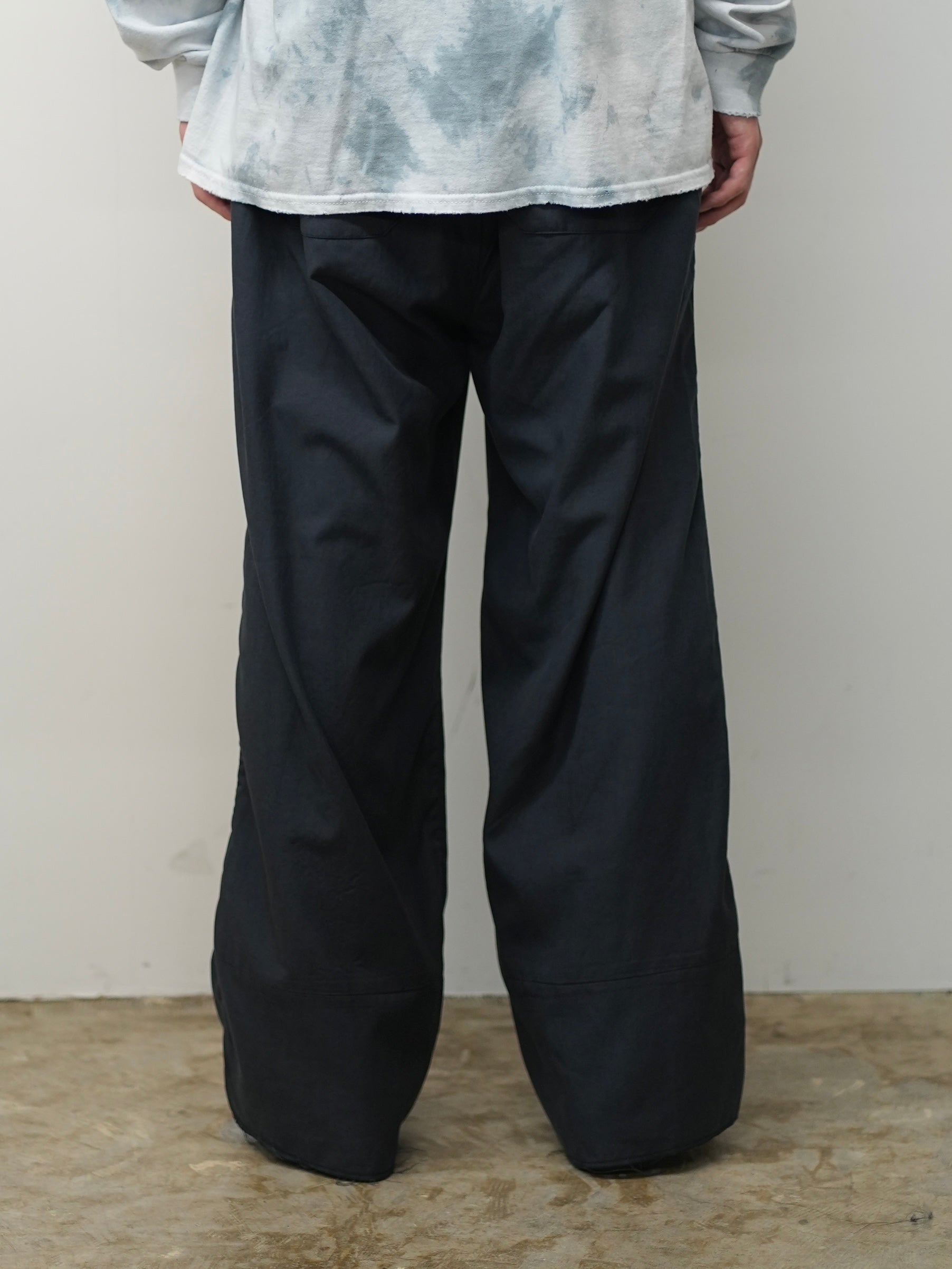 L/C TUCK EASY PANTS(NAVY) – ANCELLM