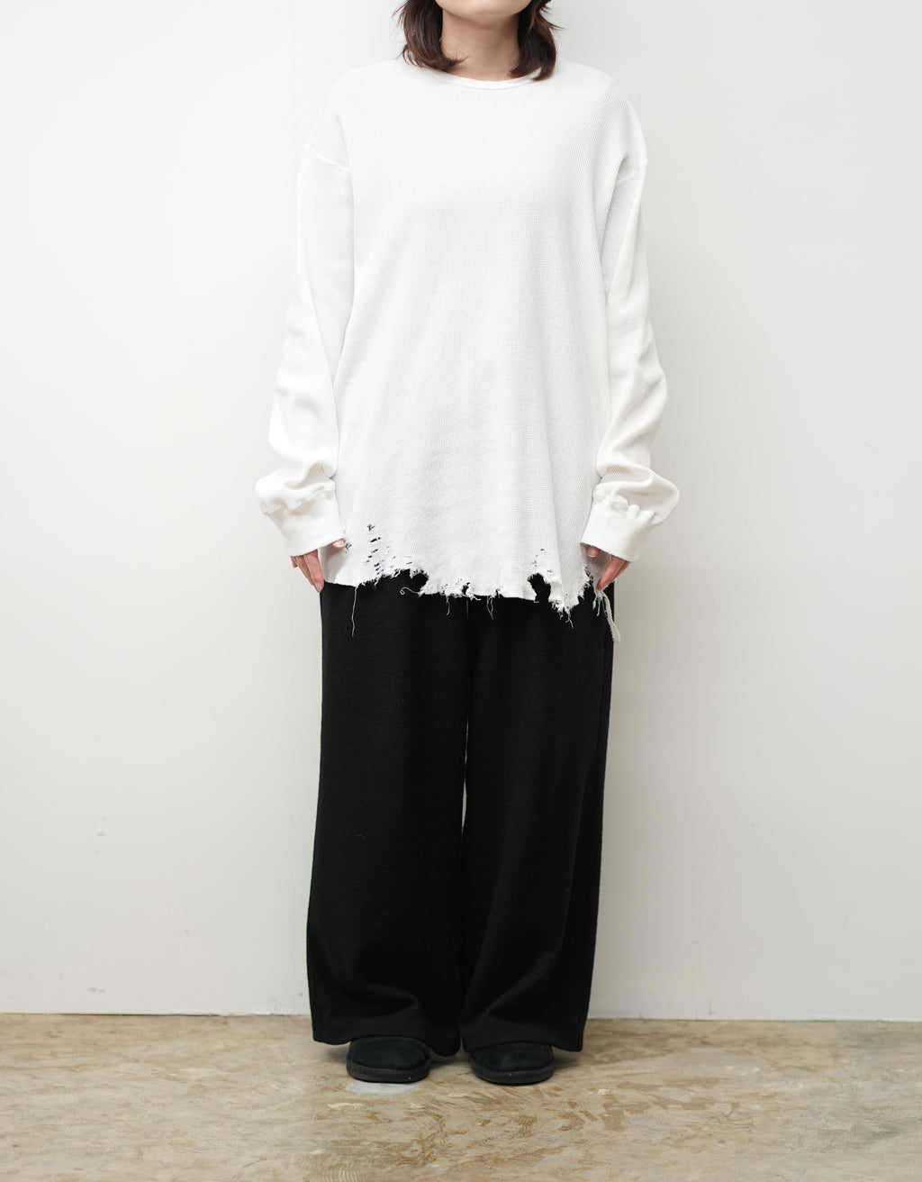 DAMAGE WAFFLE CREW LS(WHITE) – ANCELLM