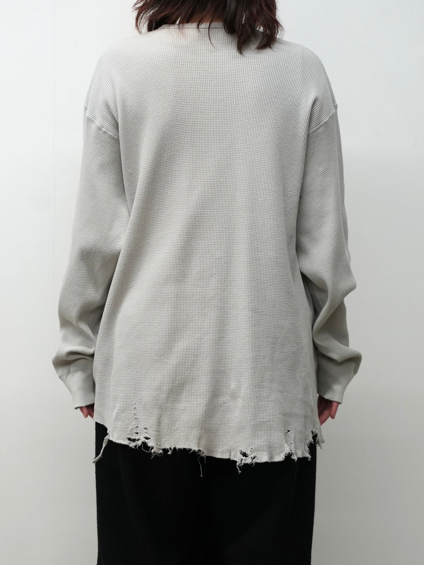 DAMAGE WAFFLE CREW LS(GREIGE)