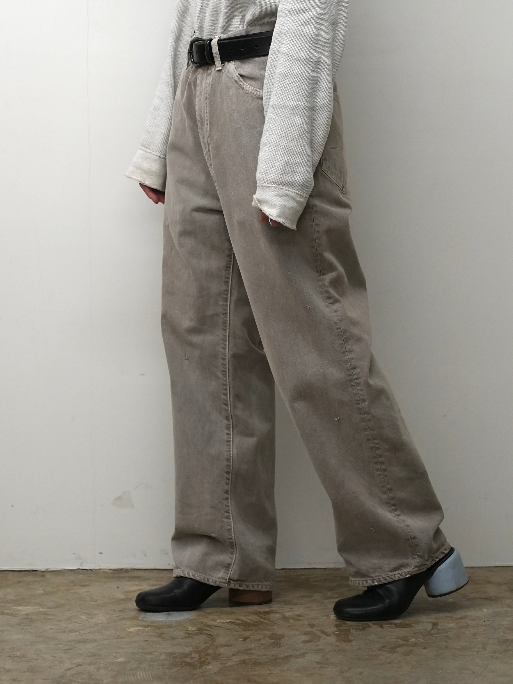 AGING MIDDLE STRAIGHT 5P DENIM PANTS(GRAY) – ANCELLM