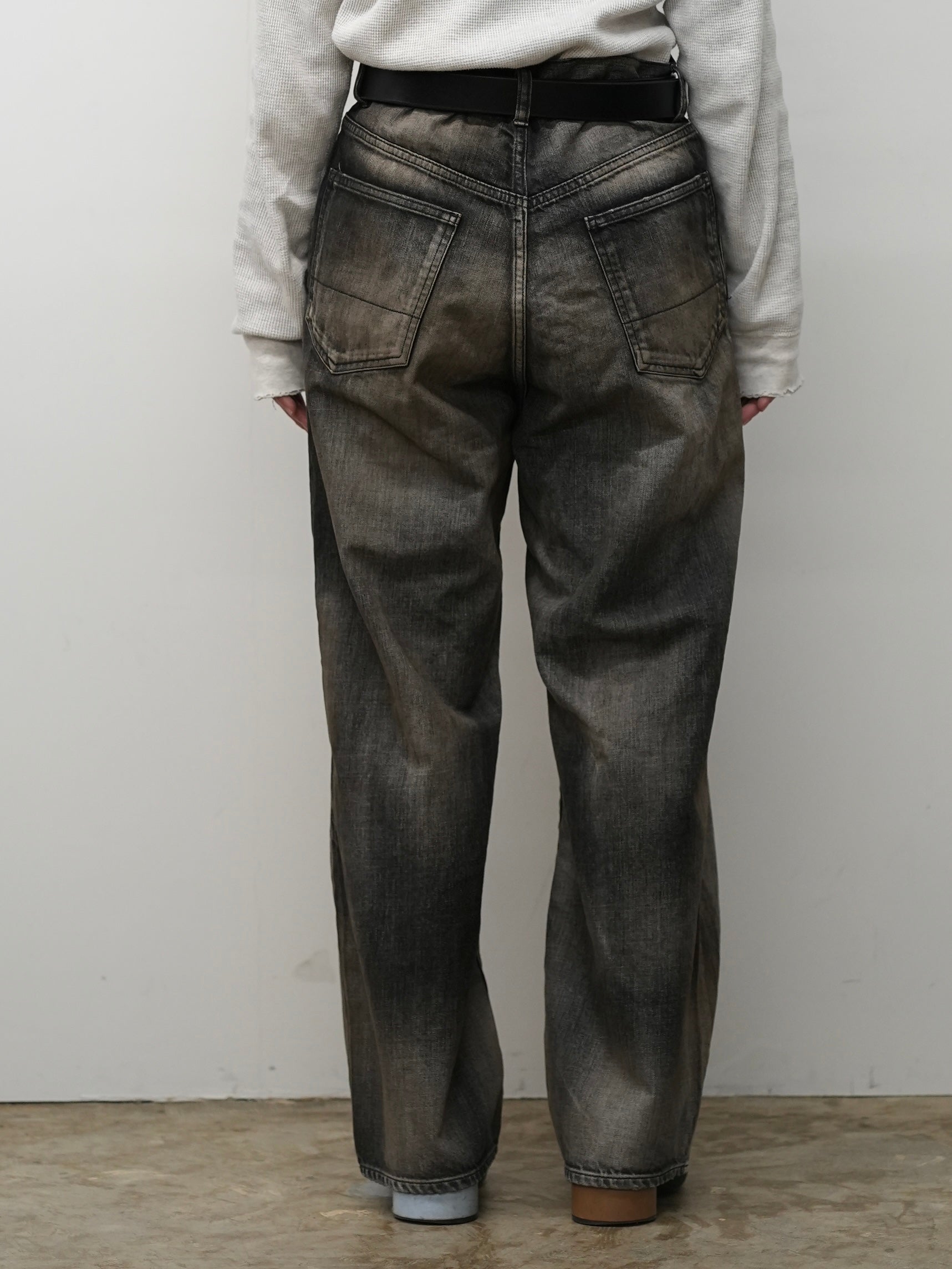 AGING MIDDLE STRAIGHT 5P DENIM PANTS(BLACK) – ANCELLM