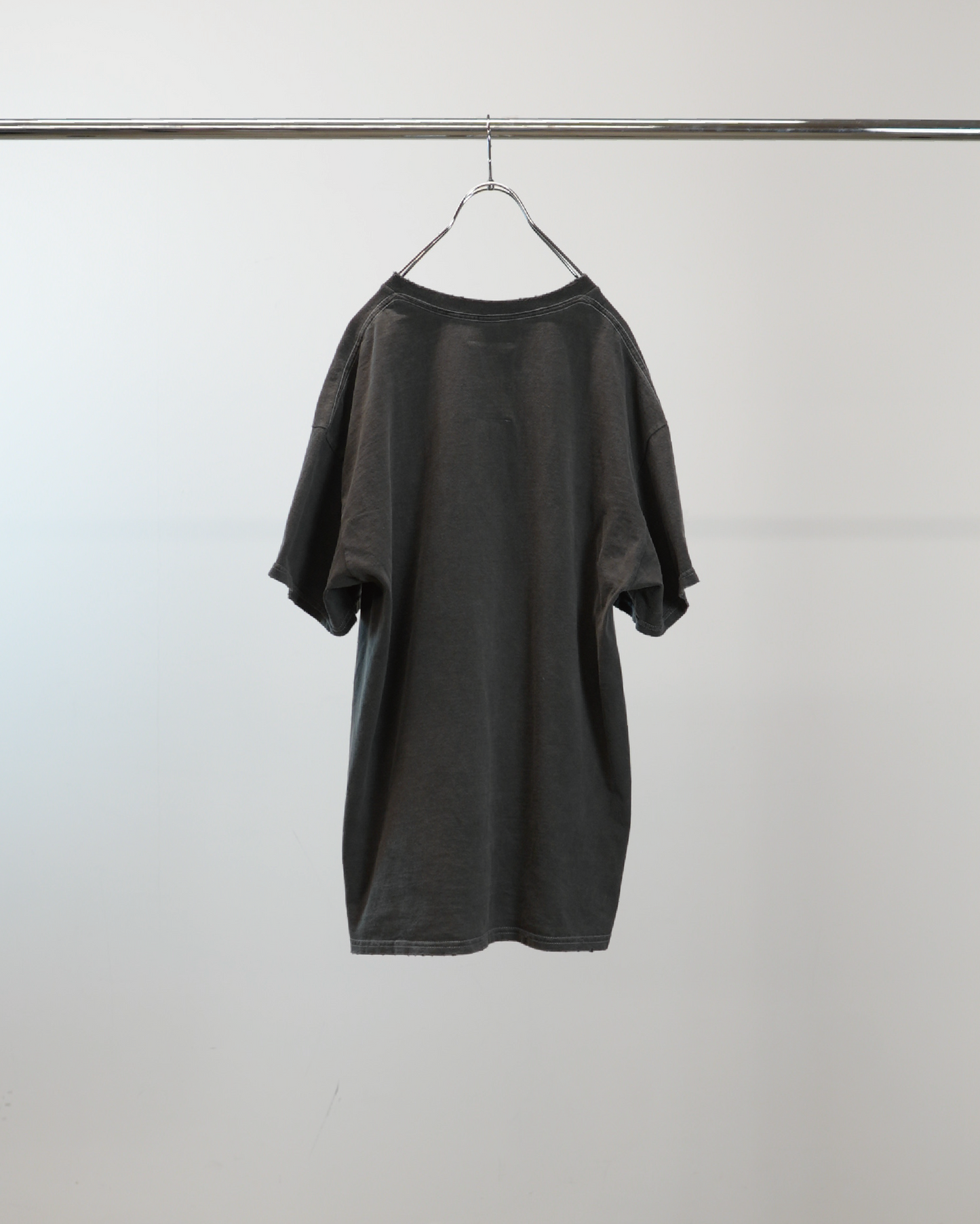 ANCELLM × YOKE】EMBRO SS TEE XO ANCELLM × YOKE】EMBRO SS TEE XO