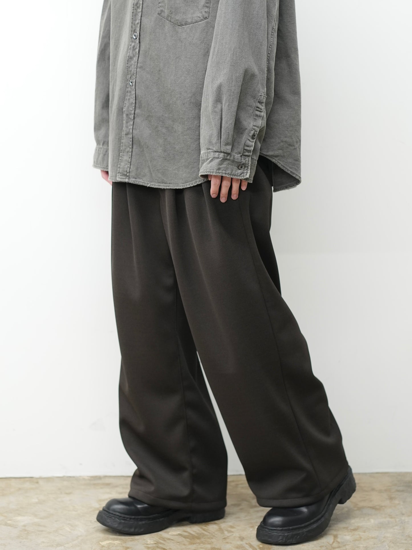 TRACK WIDE PANTS(BROWN)