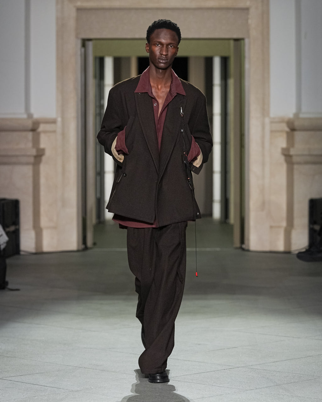 WOOL BELTED WIDE SLACKS(BROWN)
