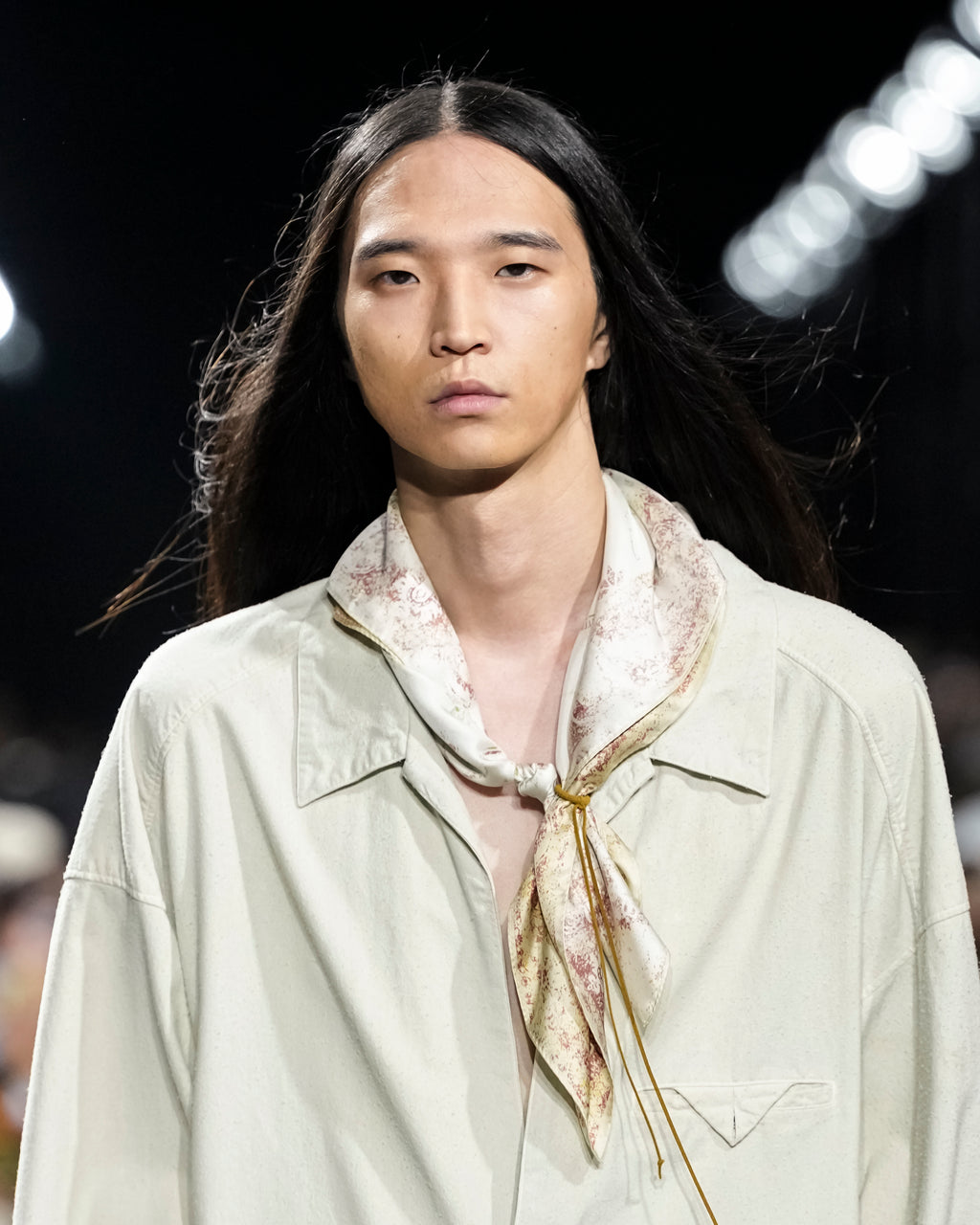 HAND-DRAWN SILK SCARF(CREAM）