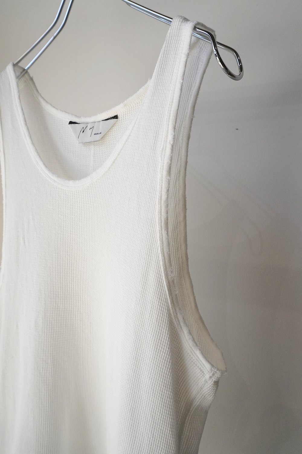 DAMAGE WAFFLE TANKTOP(WHITE) – ANCELLM DAMAGE WAFFLE TANKTOP(WHITE) – ANCELLM