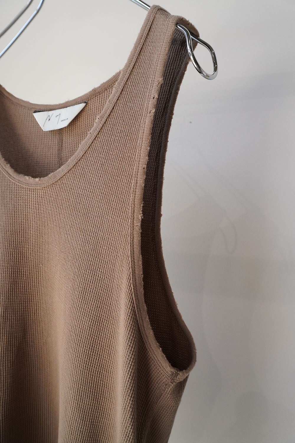 DAMAGE WAFFLE TANKTOP(BEIGE) – ANCELLM DAMAGE WAFFLE TANKTOP(BEIGE) – ANCELLM