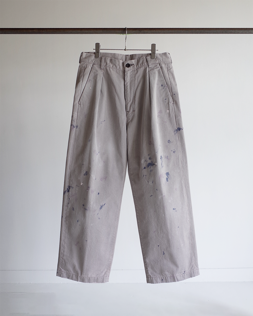 PAINT CHINO TROUSERS(GRAY)