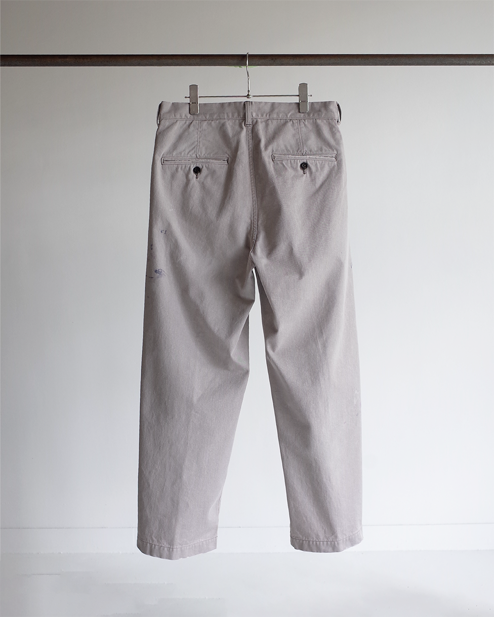 PAINT CHINO TROUSERS(GRAY)