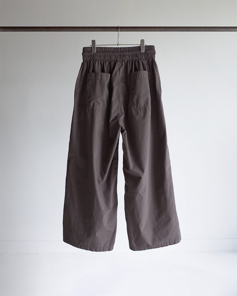 DYED EASY SLACKS(F.BLACK)