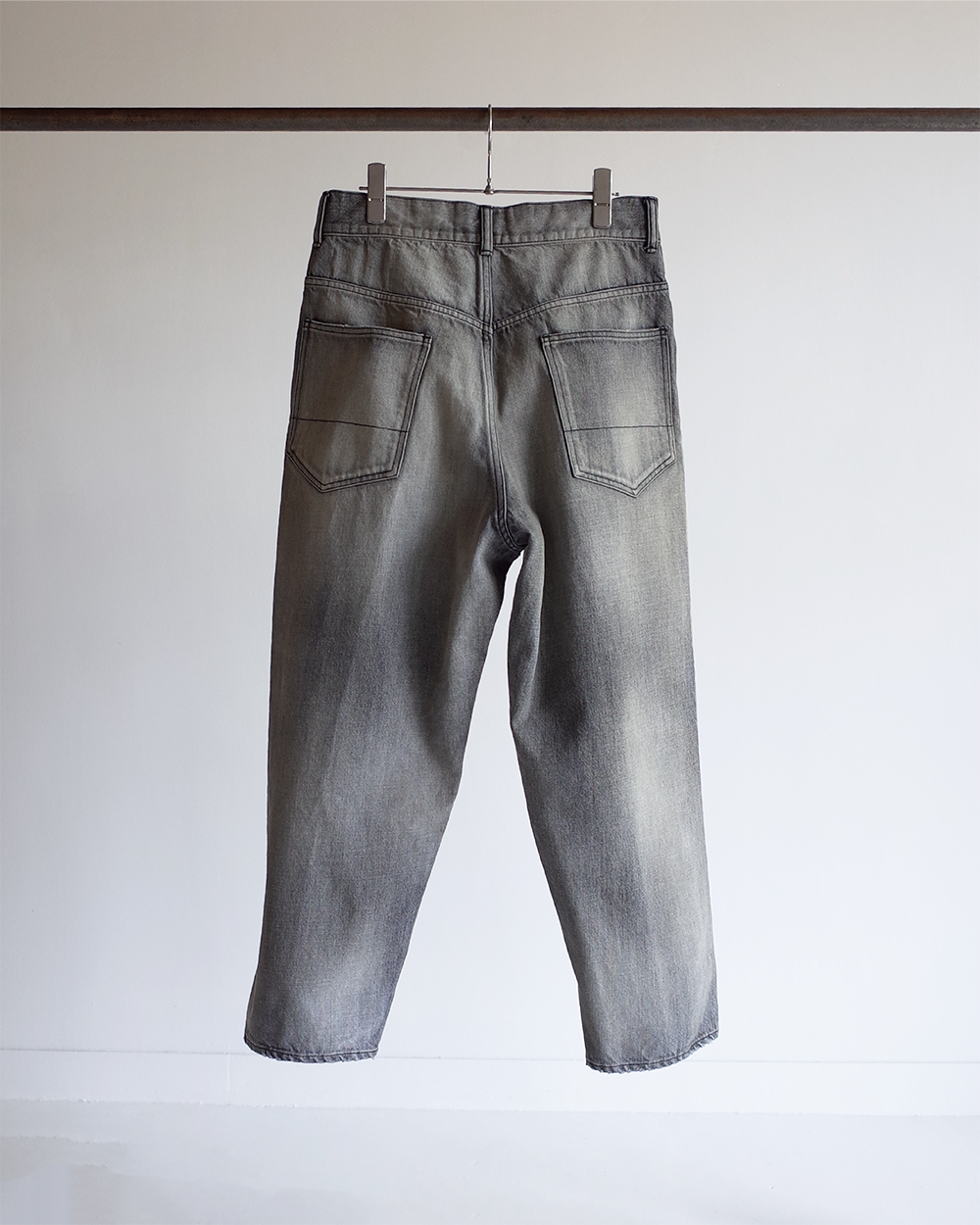 SELVEDGE TAPERED 5P BLACK DENIM PANTS