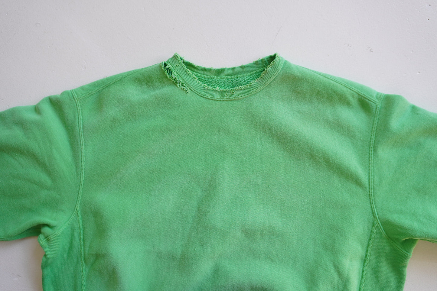 DYED DAMAGE SWEAT SHIRT(PISTACHIO)