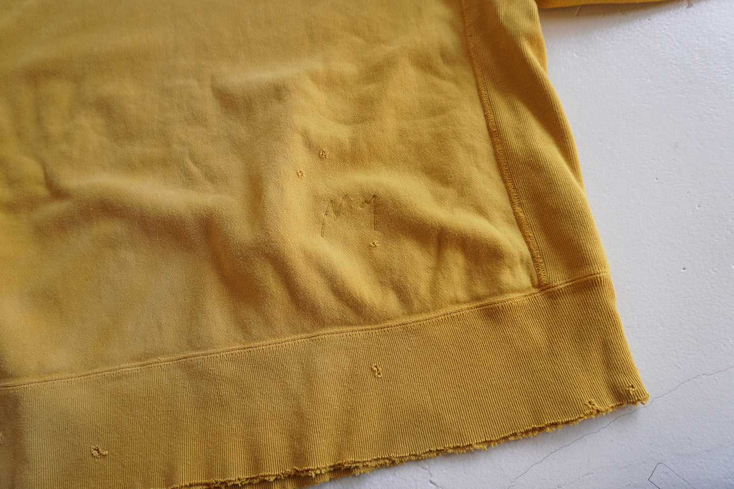 DYED DAMAGE SWEAT SHIRT(MUSTARD)