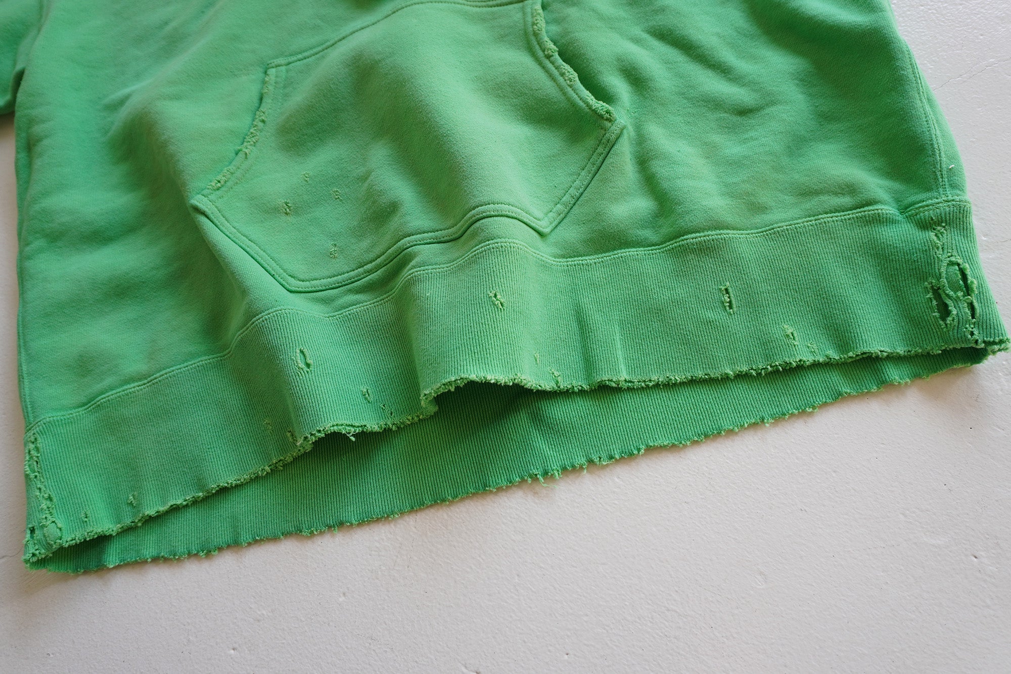DYED DAMAGE HOODIE(PISTACHIO) – ANCELLM