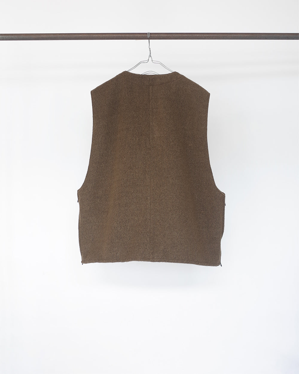 SHAGGY OVER VEST(KHAKI)