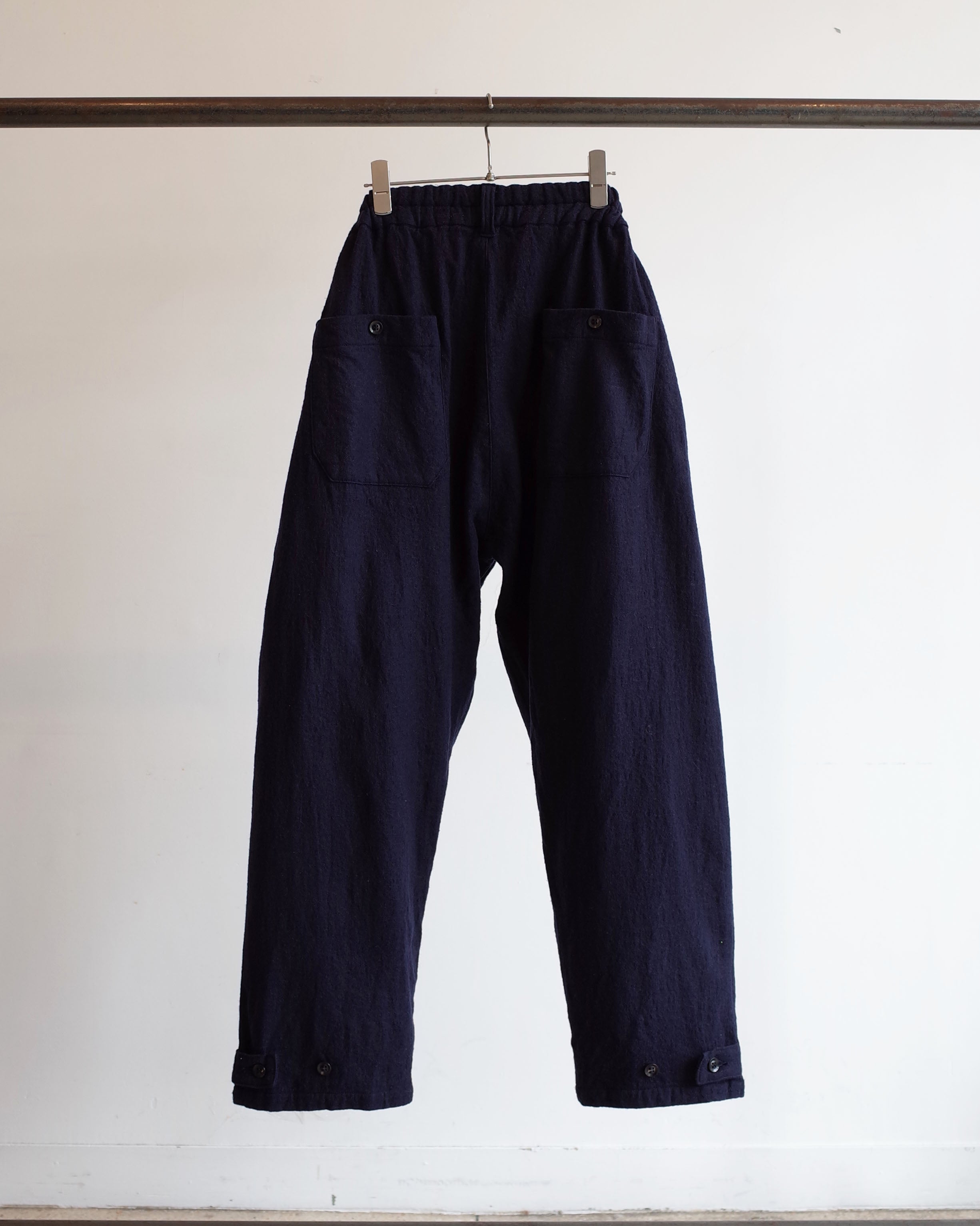 C/W NEP EASY SLACKS(NAVY) – ANCELLM