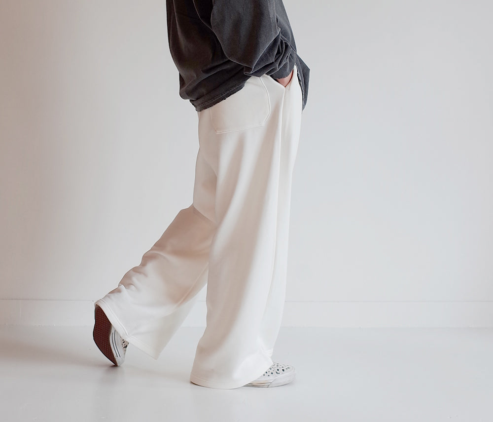 LONG LENGTH SWEAT PANTS (WHITE)