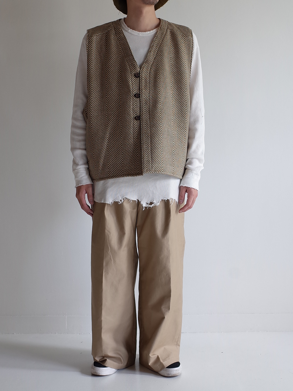 HERRINGBONE OVER VEST(KHAKI)