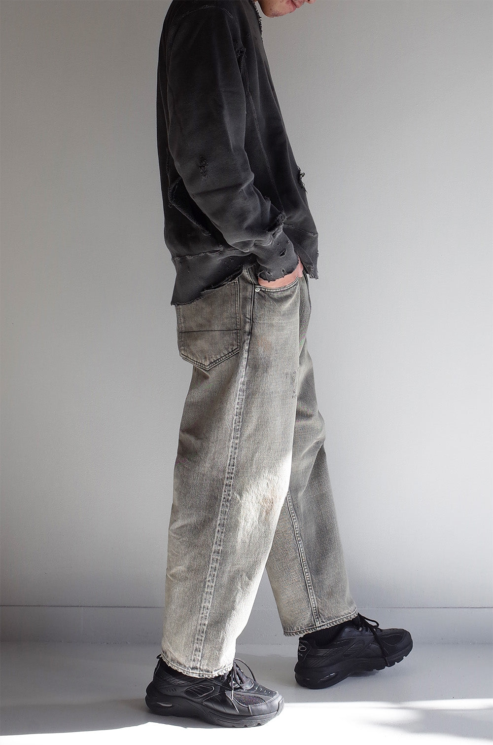 SELVEDGE TAPERED 5P BLACK DENIM PANTS